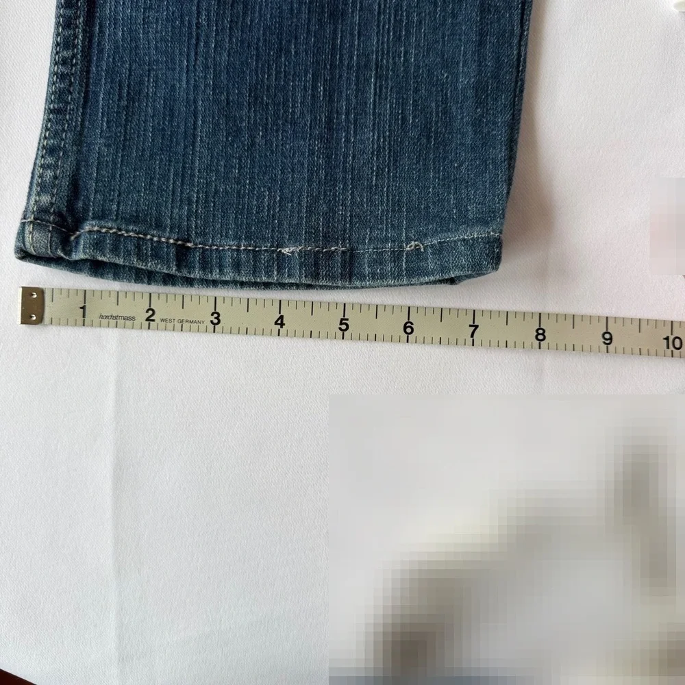 Levis‎ Straight Leg Jeans Medium Wash Blue Denim 32x33 Mid Rise Classic Casual